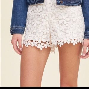 Hollister floral lace shorts. White size 5